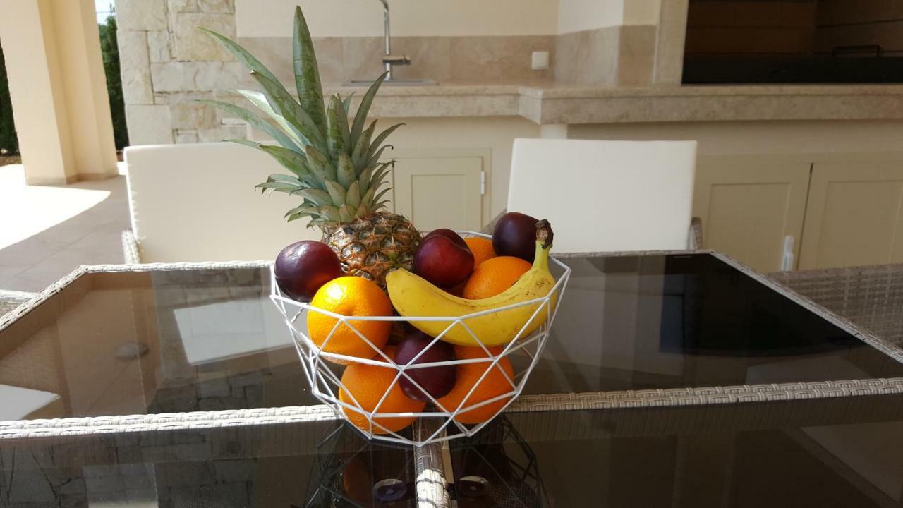 Villa Martina Pinezići Buitenkant foto
